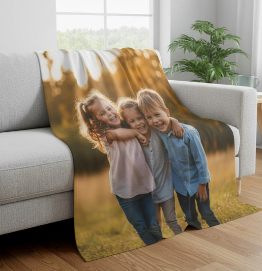FLEECE BLANKET