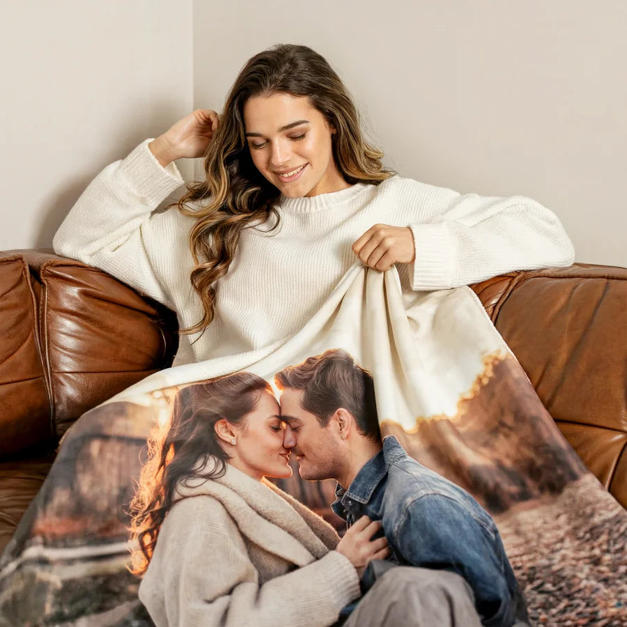 FLEECE BLANKET
